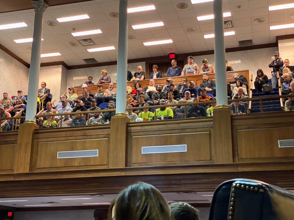 Senate gallery HB 1414